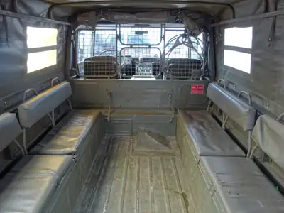 PUCH Pinzgauer 710M Veteran 1979 — Légende des véhicules tous terrains, seulement 25'000 km — Thumbnail 13