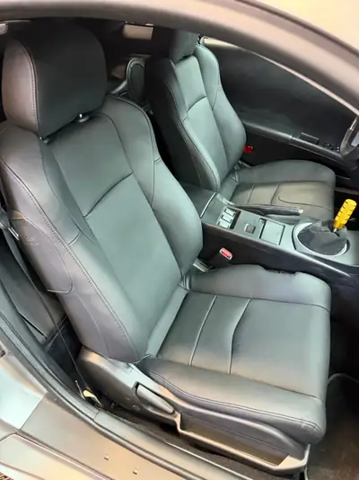 Nissan 350Z — Coupé sport légendaire, 280 ch et préparation premium — Thumbnail 9