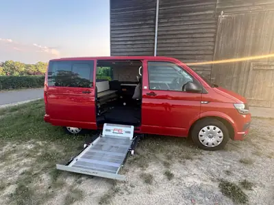 VW T6 Multivan 2.0 TDI Highline Liberty — 7 places, 50'000 km, aménagement PMR — Innenraum