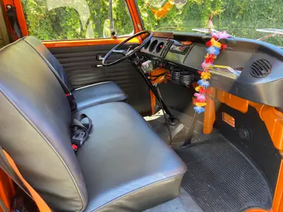 VW T2 1973 Camper — Légende de la route, très bas kilométrage — arrière