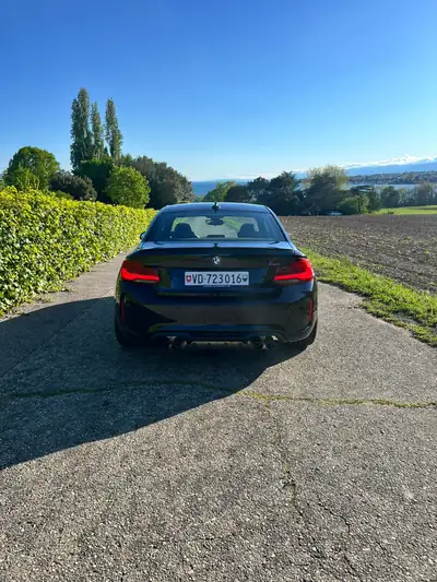 BMW M2 Competition Drivelogic — Coupé sportif 410 ch, freins M Sport et caméra de recul — Armaturenbrett