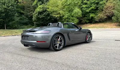 Porsche 718 Boxster S — Cabriolet sportif 350 ch, 58'000 km, entretien Porsche complet — Miniature 12