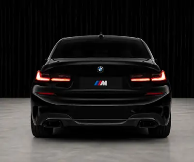 BMW M340i xDrive 48V — Berline sport hybride légère, 45'000 km seulement — vista posteriore