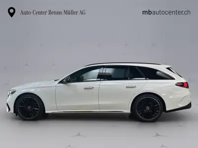 Mercedes-Benz E 220 d AMG Line 4matic Kombi — Break luxe hybride diesel, traction intégrale — côté