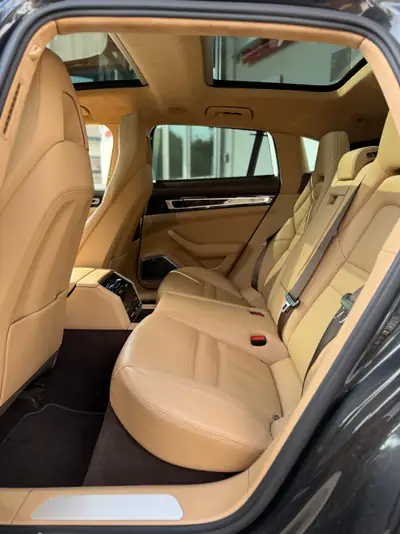Porsche Panamera Turbo S E-Hybrid Sport Turismo — Berline sport hybride rechargeable, 99 900 km — Thumbnail 18