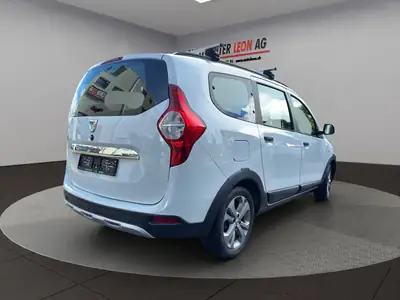 Dacia Lodgy 1.2 T Stepway — Monospace 7 places, caméra de recul et toit panoramique — detail
