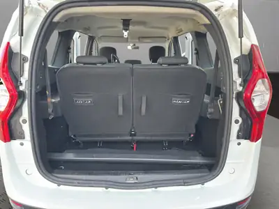 Dacia Lodgy 1.2 T Stepway — Monospace 7 places, caméra de recul et toit panoramique — Thumbnail 20