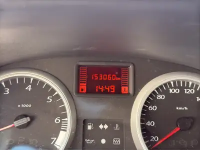 Dacia Duster 1.6 4x4 — SUV robuste sans compromis, entretien certifié — Thumbnail 11
