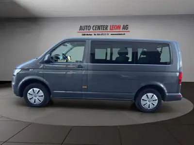 VW T6.1 2.0 TDI DSG — Monospace 9 places robuste, faible consommation — rear view