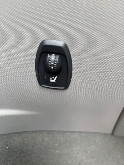 Renault Zoé Swiss Edition R240 — Électrique écologique, batterie en location, faible kilométrage — Miniatur 13