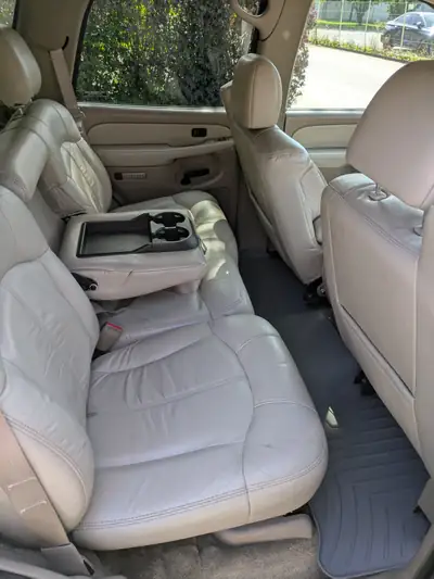 Chevrolet Tahoe 5.3 Autotrac — SUV 8 places robuste, transmission intégrale, 176'000 km — Thumbnail 14