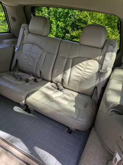 Chevrolet Tahoe 5.3 Autotrac — SUV 8 places robuste, transmission intégrale, 176'000 km — Thumbnail 16