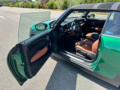 MINI Cooper S Cabriolet Resolute Edition — Décapotable sportive, à peine rodée — Miniatura 7