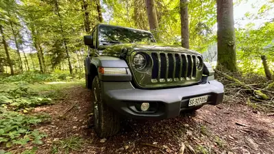Jeep Wrangler 2.0 Sport Automatic — SUV emblématique, 272 ch, entretien irréprochable — Thumbnail 7