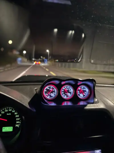 Subaru Impreza WRX STI 2003 — 450 ch, Turbo 4WD, légende des rallyes — Miniature 7