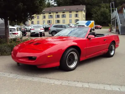 Pontiac Firebird 5.0 V8 Trans Am 1991 — Muscle car légendaire, statut vétéran — intérieur