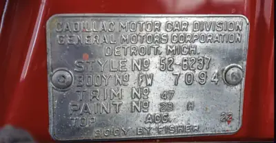 Cadillac Series 62 1952 — Coupé américain de légende, seulement 3300 km — Miniatur 26