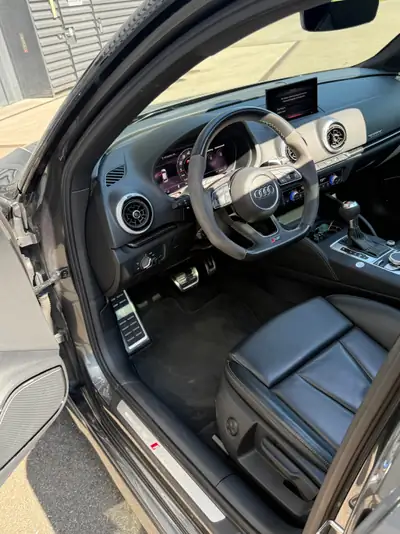 Audi RS3 Sportback 2.5 TSI Quattro — 400 ch, transmission S-tronic, sans filtre à particules — détail