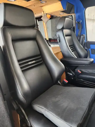 VW T6 204PS 4Motion — Camping-car aménagé tout-terrain, diesel performant — intérieur