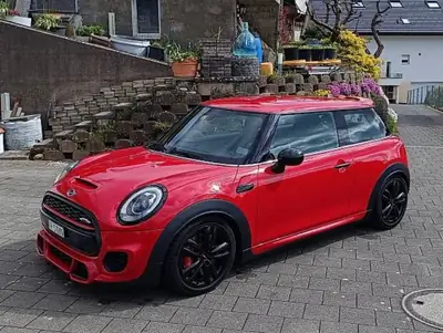 MINI Cooper John Cooper Works — Coupé sportif 231 ch, 88 000 km seulement — vista esterna