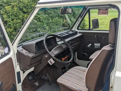 VW T3 Joker 1984 — Le classique des années 80, original et authentique — vista posteriore