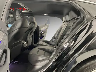 Mercedes-AMG GT 63 S 4Matic+ — Coupé haute performance, 639 ch et 11'500 km seulement — tableau de bord