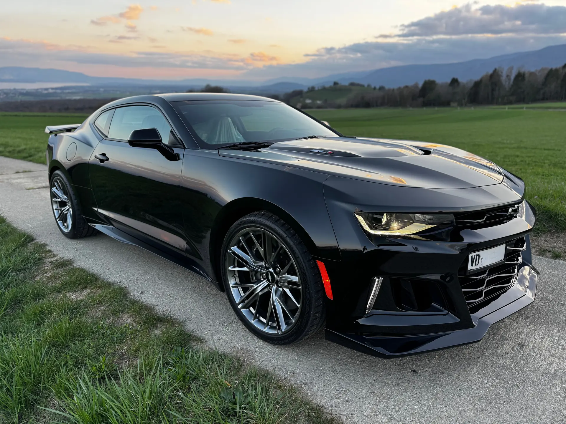Chevrolet Camaro 2018 occasion Nyon — 3