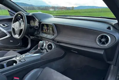 Chevrolet Camaro ZL1 2018 — Muscle car américain 659 ch, sans accident — Miniature 9
