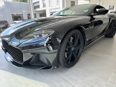 Aston Martin DBS Coupé Superleggera 2019 — Grand tourisme britannique à 19 900 km — vue extérieure