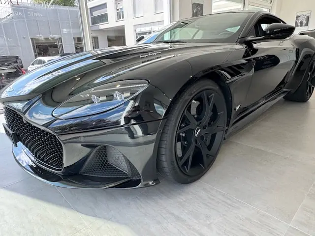 Aston Martin DBS Coupé Superleggera 2019 — Grand tourisme britannique à 19 900 km