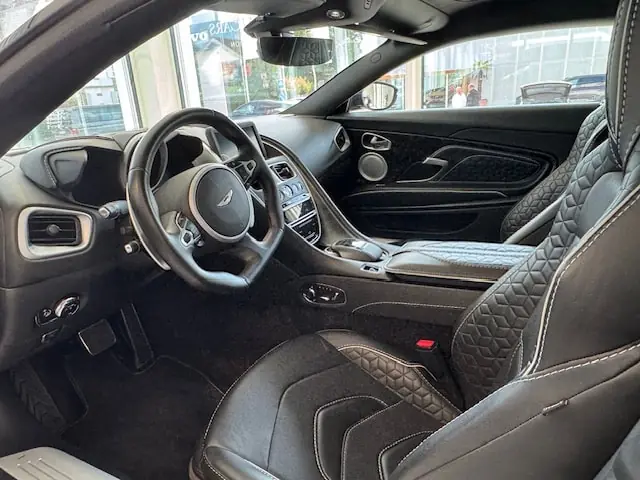 Aston Martin DBS 2019 occasion Givisiez — 4