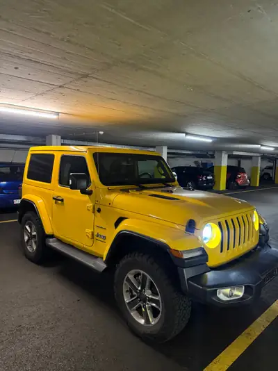 Jeep Wrangler 2.2 MJ Sahara — Diesel robuste, 83'000 km, 4x4 intégral — side view