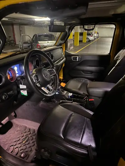 Jeep Wrangler 2.2 MJ Sahara — Diesel robuste, 83'000 km, 4x4 intégral — Thumbnail 8