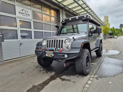 Jeep Wrangler 2.8 CRD Rubicon — Overlanding premium avec aménagements professionnels — vista posteriore