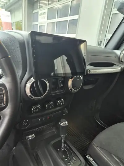 Jeep Wrangler 2.8 CRD Rubicon — Overlanding premium avec aménagements professionnels — Miniatura 17