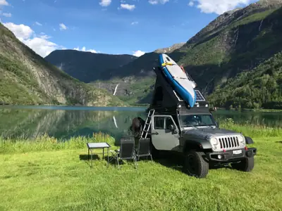 Jeep Wrangler 2.8 CRD Rubicon — Overlanding premium avec aménagements professionnels — Miniatura 23