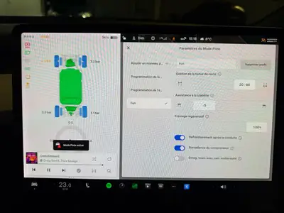 Tesla Model 3 Performance Dual Motor AWD — Électrique haute performance, 178 000 km — Thumbnail 9