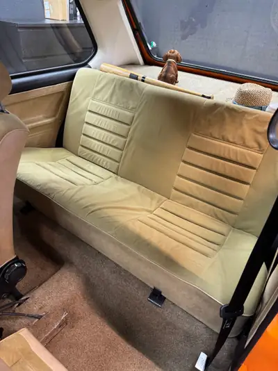VW Golf 1 GLS 1976 — Classique restauré, géométrie Kw, pièce de collection — Thumbnail 10