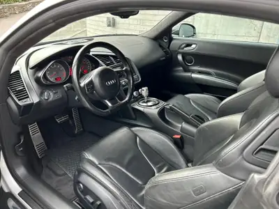 Audi R8 Coupé 4.2 — Supercar iconique, 420 ch, très faible kilométrage — Detail