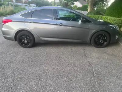 Hyundai i40 1.7 CRDi — Berline élégante, diesel économe, sans accident — détail