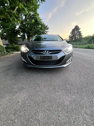 Hyundai i40 1.7 CRDi — Berline élégante, diesel économe, sans accident — Miniature 7