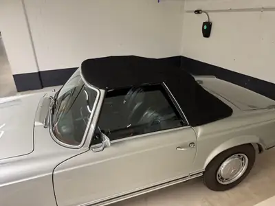 Mercedes-Benz SL 280 Pagode — Chef-d'œuvre cabriolet des années 60, Matching Numbers — détail