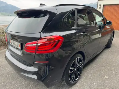 BMW 218 Active Tourer xDrive — Monospace polyvalent, diesel économique et toutes routes — Miniatura 17