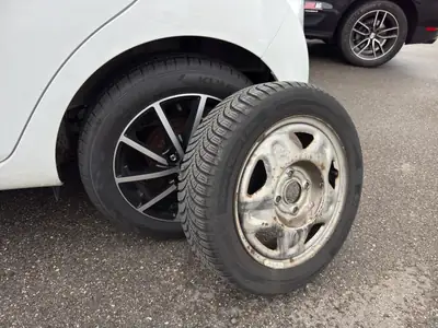 Chevrolet Spark 1.2 LS — Citadine fiable, climatisée, sans accident — Thumbnail 23