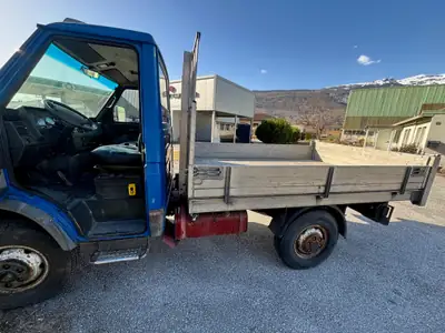 Iveco Turbo Daily 40.10W — Benne basculante robuste, diesel économe, 112'000 km — Miniatur 7