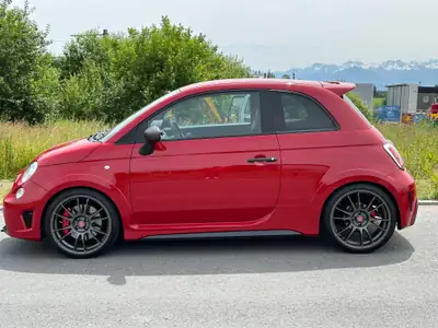 Fiat 695 Abarth Biposto — Sportive italienne rare, 190 ch turbo et carbon intégral — vue extérieure