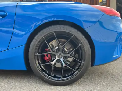 BMW Z4 sDrive 20i Steptronic — Cabriolet sportif, état neuf, 28 000 km seulement — cruscotto