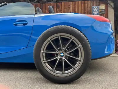 BMW Z4 sDrive 20i Steptronic — Cabriolet sportif, état neuf, 28 000 km seulement — Miniatura 9