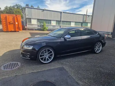 Audi S5 Sportback 3.0 TFSI Quattro — Berline sport allemande, 333 ch sans accidents — vista esterna