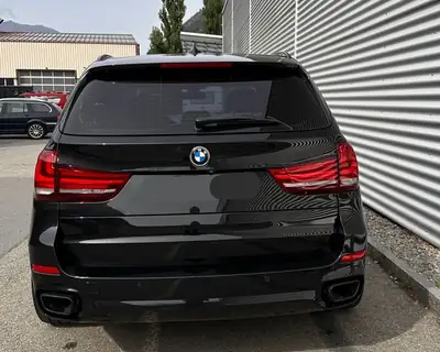 BMW X5 xDrive 30d Steptronic — SUV premium 258 ch, entretien récent et M-Paket — interior